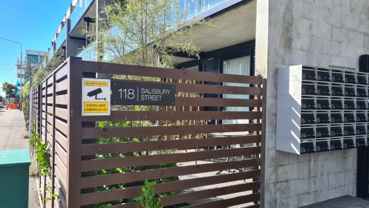 1 Bedroom City Base With Free Car Park Κράισττσερτς Εξωτερικό φωτογραφία
