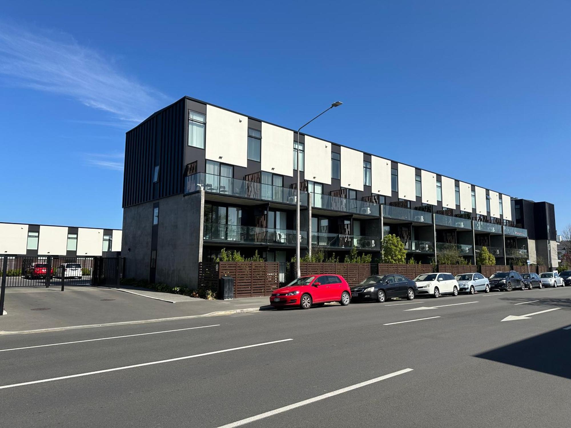 1 Bedroom City Base With Free Car Park Κράισττσερτς Εξωτερικό φωτογραφία